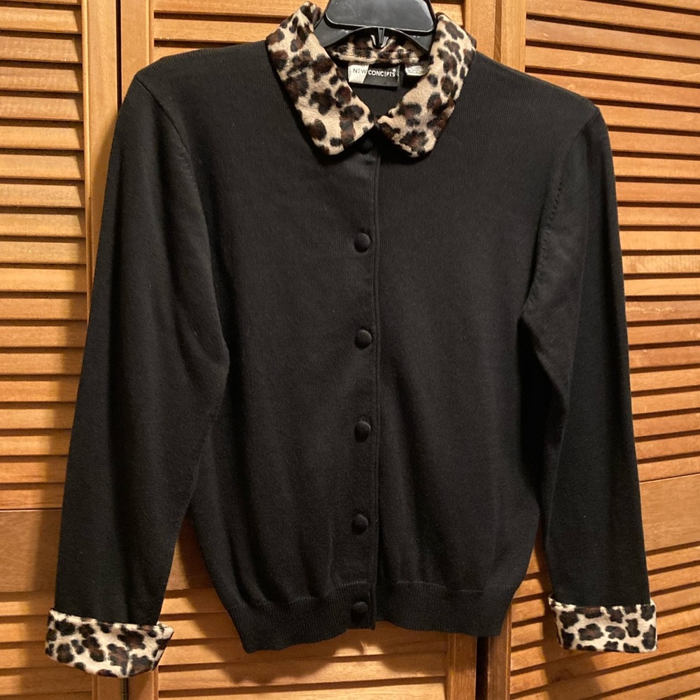Vintage New Concept Cardigan w/Removable Collar